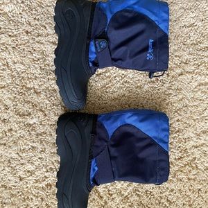 Kids Kamik ❄️ Boots - Size 3 US